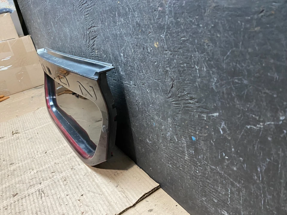 1995 to 1998 Eagle Talon Rear Finish License Plate Panel OEM Original  H4423 DG1 - Image 2 of 4