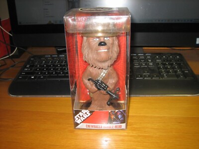 NOS---Star Wars Chewbacca Bobble Head by Funko - 2008  Bobblehead Series 2