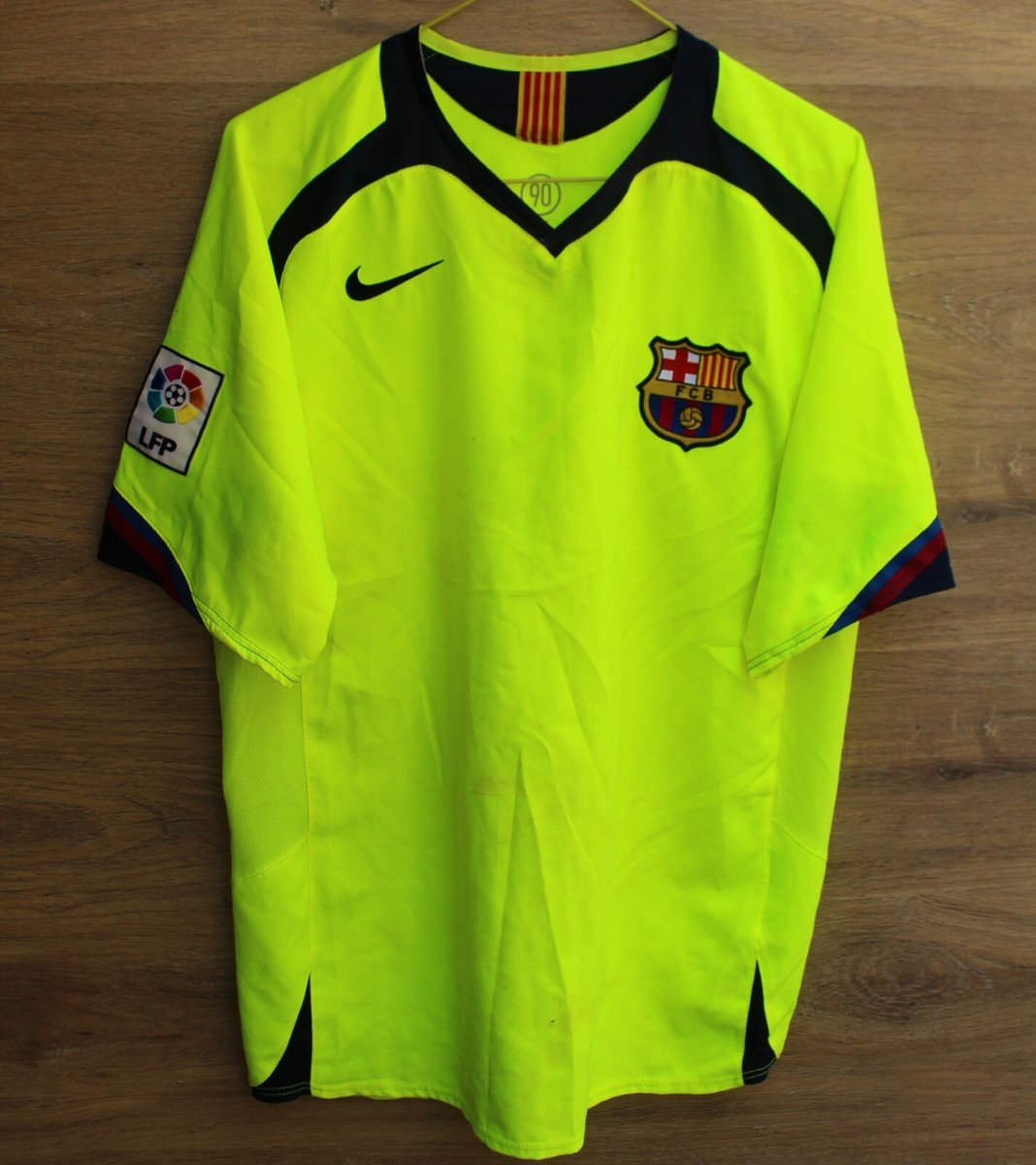 BARCELONA SPAIN 2005/2006 # 7 LARSON AWAY FOOTBALL SHIRT JERSEY