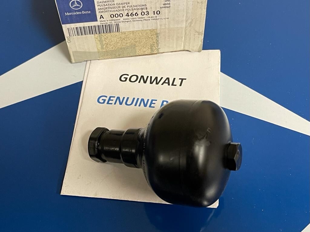 MercedesBenz Genuine Power Steering Pump Pulsation Damper 0004660310