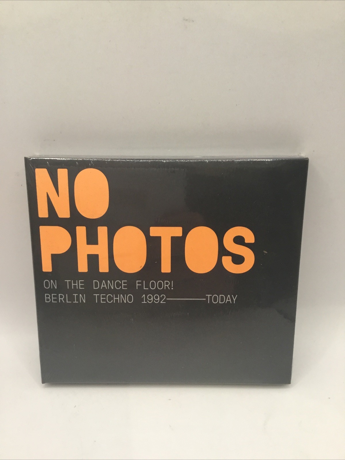 NO PHOTOS ON THE DANCE FLOOR BERLIN TECHNO 1992 - TODAY SEALED 2022 UK CD ALBUM.