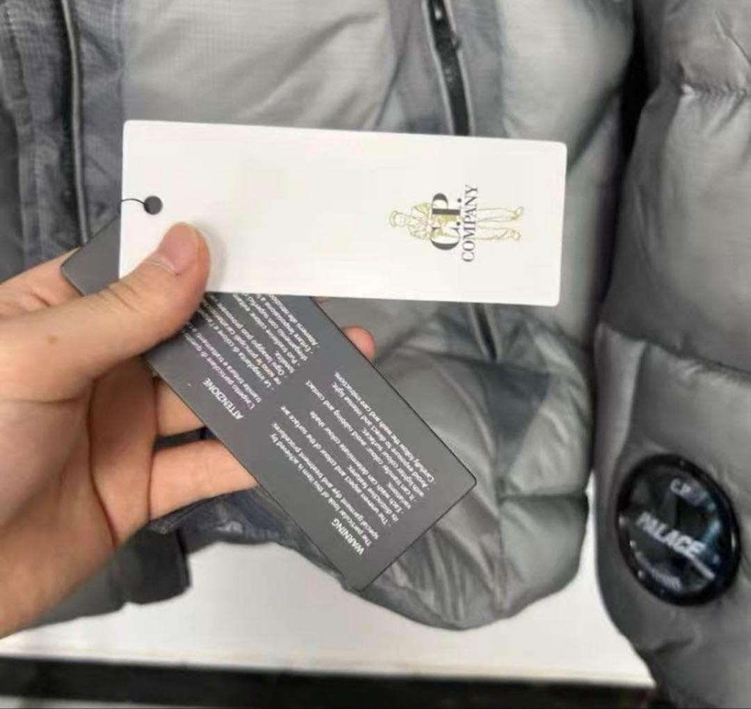 CR Company × PALACE collaboration down jacket thumbnail 6