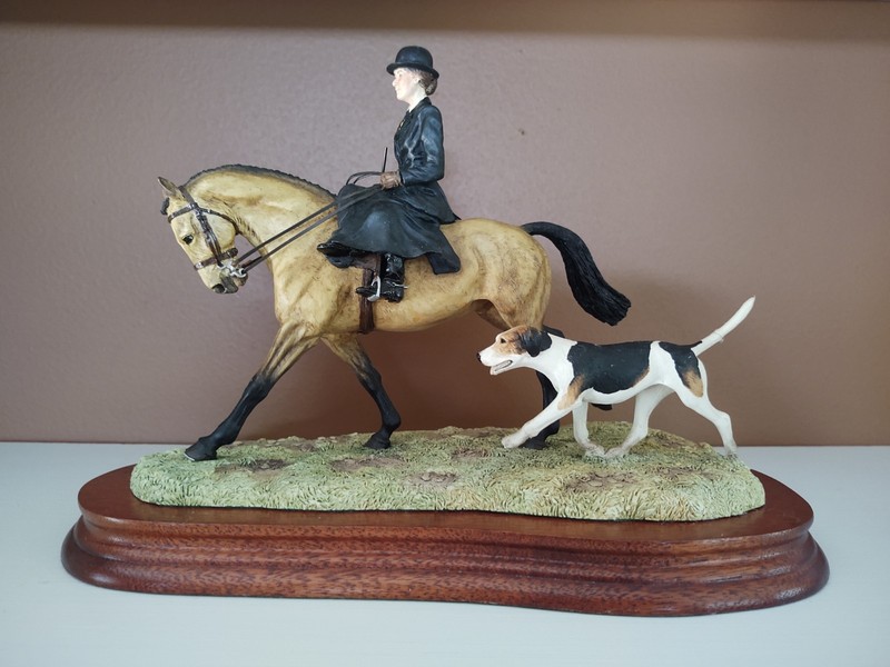 Rare Border Fine Arts Elegance In The Field Horse And Lady Rider Figurine