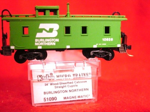 Caboose de madera KKD 51090-1 BURLINGTON NORTH 34' #10926 'NUEVO' A ESCALA | Zustand: New