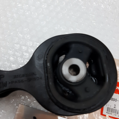 HONDA 50890-SZW-003 STEP WGN SPADA Lower Torque Rod Mount Genuine