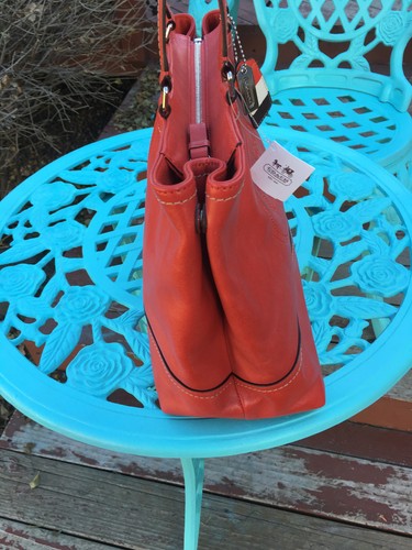 NWT Coach Hampton Weekend Perforated Leather Tote Handbag in Carnelian #19391 - Picture 4 of 7