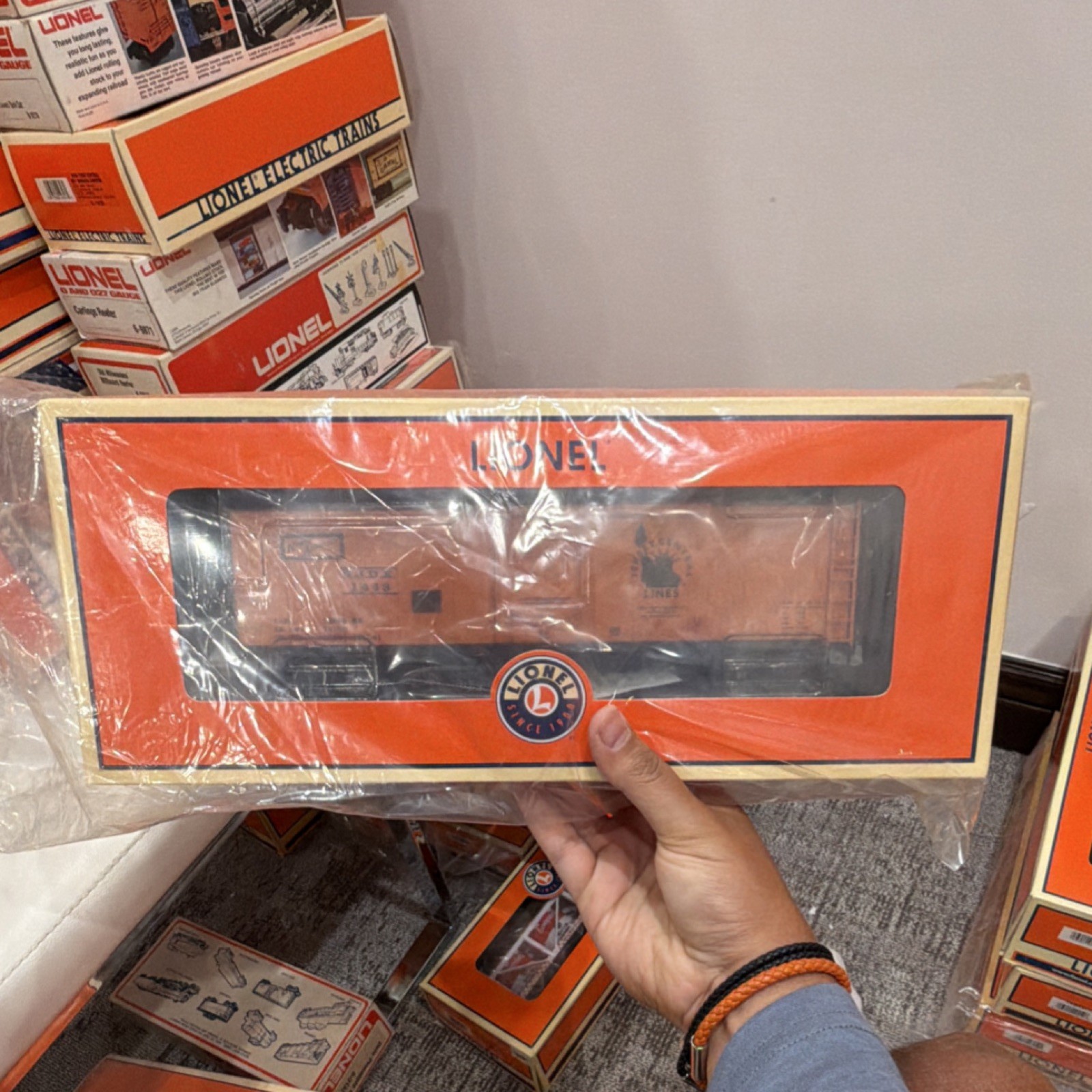 Click here to see eBay Auction