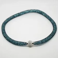Mesh Crystal Necklace with Resin Crystal Stones and Magnetic Clasp