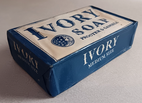 LOT OF 3 VINTAGE 1940 IVORY SOAP BARS PROCTOR & GAMBLE NEW OLD STOCK - Picture 3 of 4