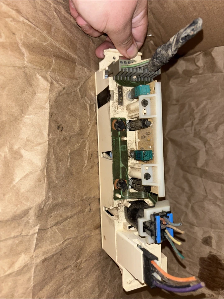 CALENTADOR DE AIRE ACONDICIONADO CONTROL DE CLIMA para 96-02 CHEVY TRUCK SILVERADO SUBURBAN YUKON Kwyzkn Foto 3 de 3