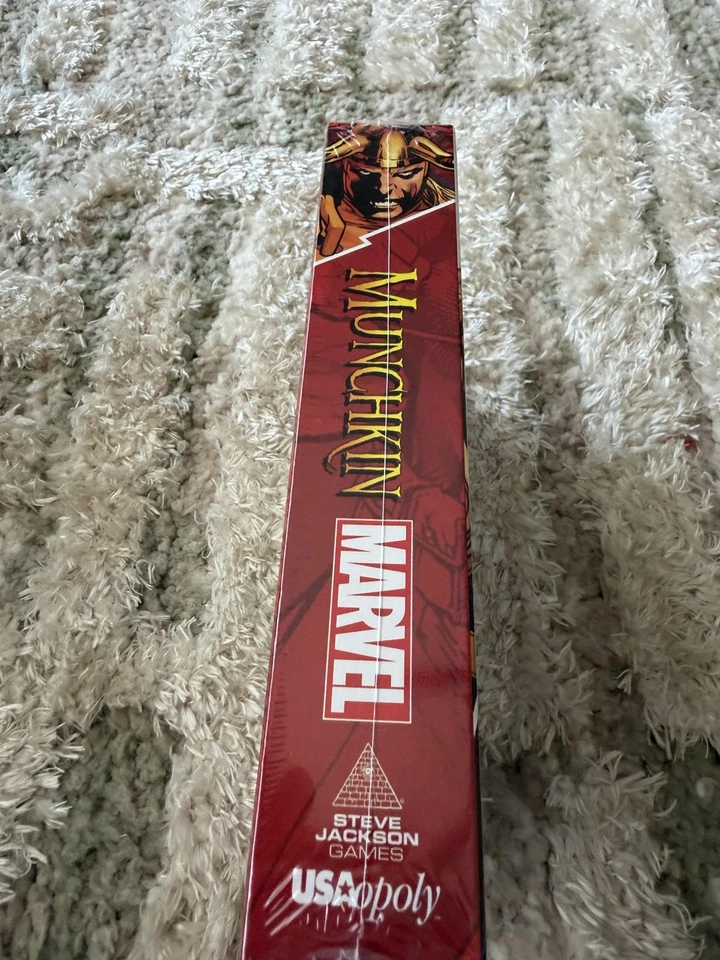 Munchkin Marvel Card Game Steve Jackson USAopoly New Sealed 3-6 Players Ages 10+ - Image 2 of 3