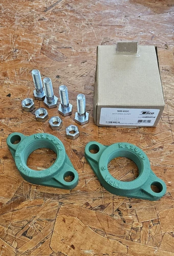 Taco 1600-132C flange set. 2" NPT. NOS