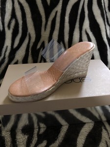 andre assous clear wedge