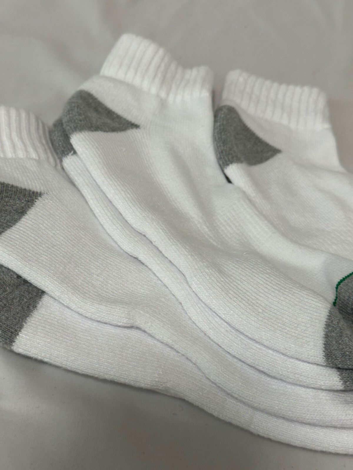 12 Pairs Men's White Sports Athletic Work Quarter Cotton Socks Made in