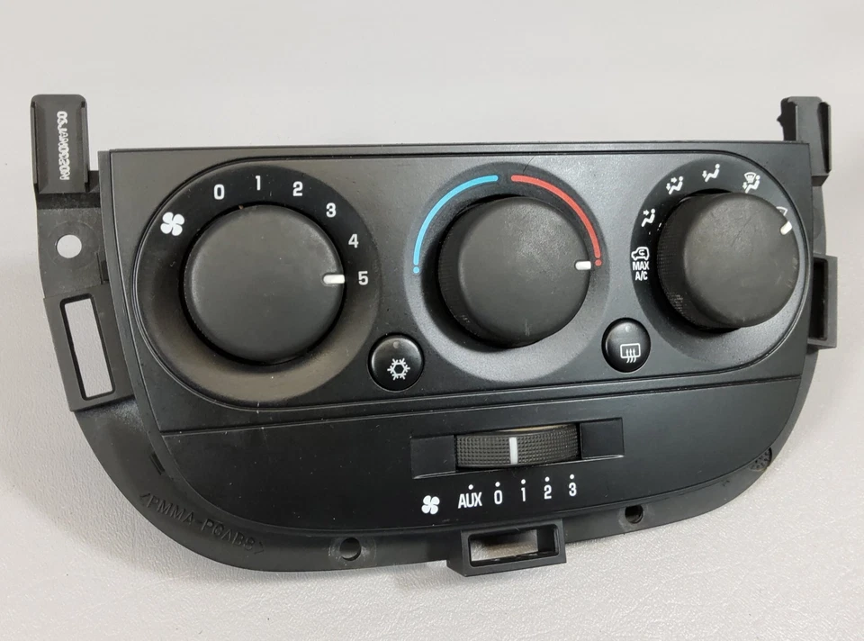 Dash Mounted HVAC AC Heater Control Unit For 05-09 Pontiac Montana Van 15826005 - Image 3 of 4