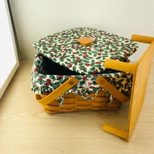 Longaberger 1996 Vintage Lidded Pie Basket w/ Riser & Holly Fabric Liner