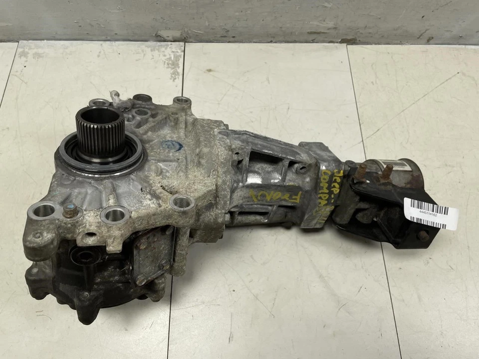 Jeep Compass 2011 caja de transferencia delantera OEM+ Foto 4 de 4