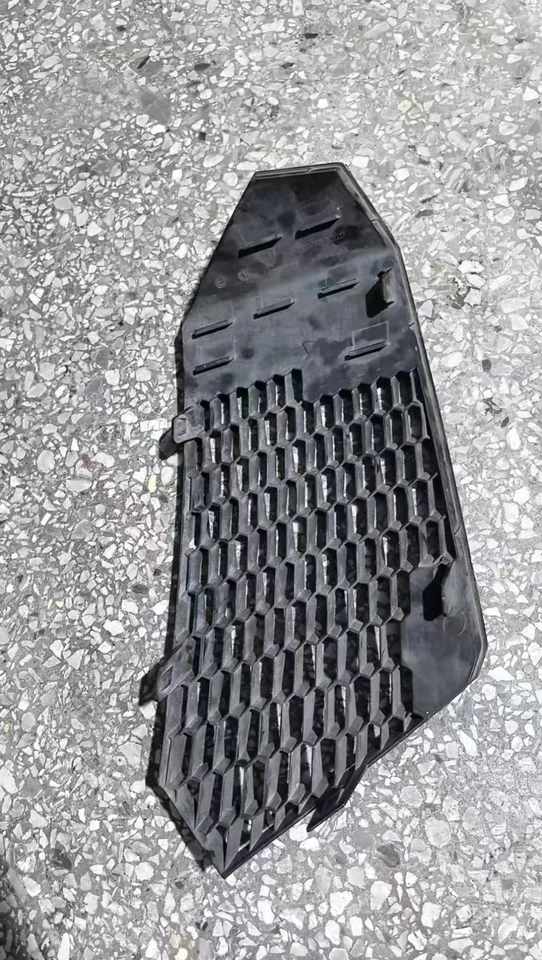 Parachoques delantero derecho Lamborghini Aventador LP700 470807682 Foto 3 de 4