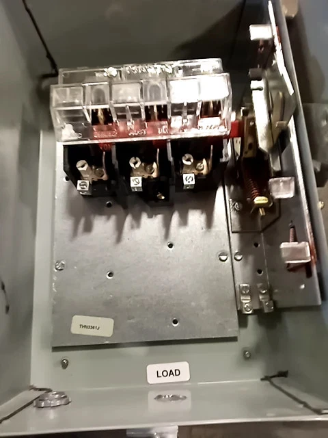 GENERAL ELECTRIC THN3361J 30A 600V Band Sicherheit Schalter Gut Gebraucht - Bild 1 von 1