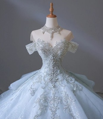 Customized Europe Luxury Wedding Dress 2025 New Heavy Beading Ivory blue Color