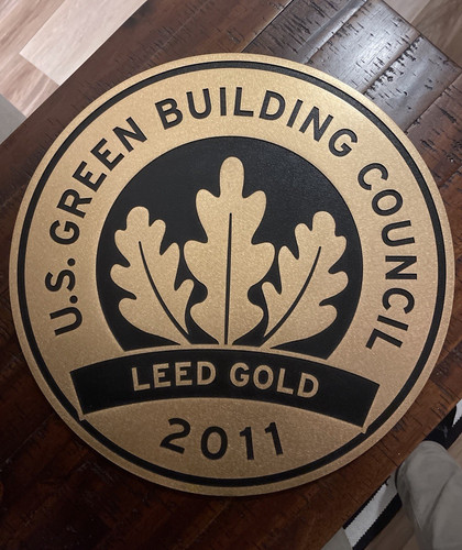 Authentic LEED Gold 2011 Round Metal Wall Plaque Sign Black/Gold (Bronze)