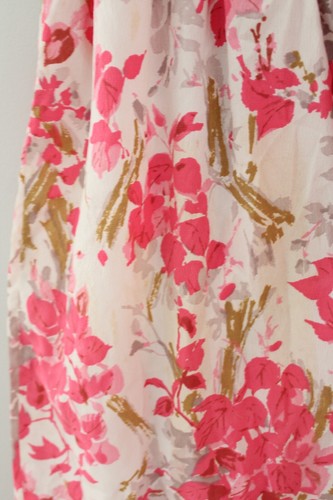 Vintage AS-IS 1950s Dress 50s pink and white floral dress pleated skirt M - Picture 6 of 6