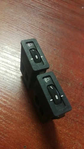 Scheinwerfer-/Spiegelversteller 61.31-1391799 Original