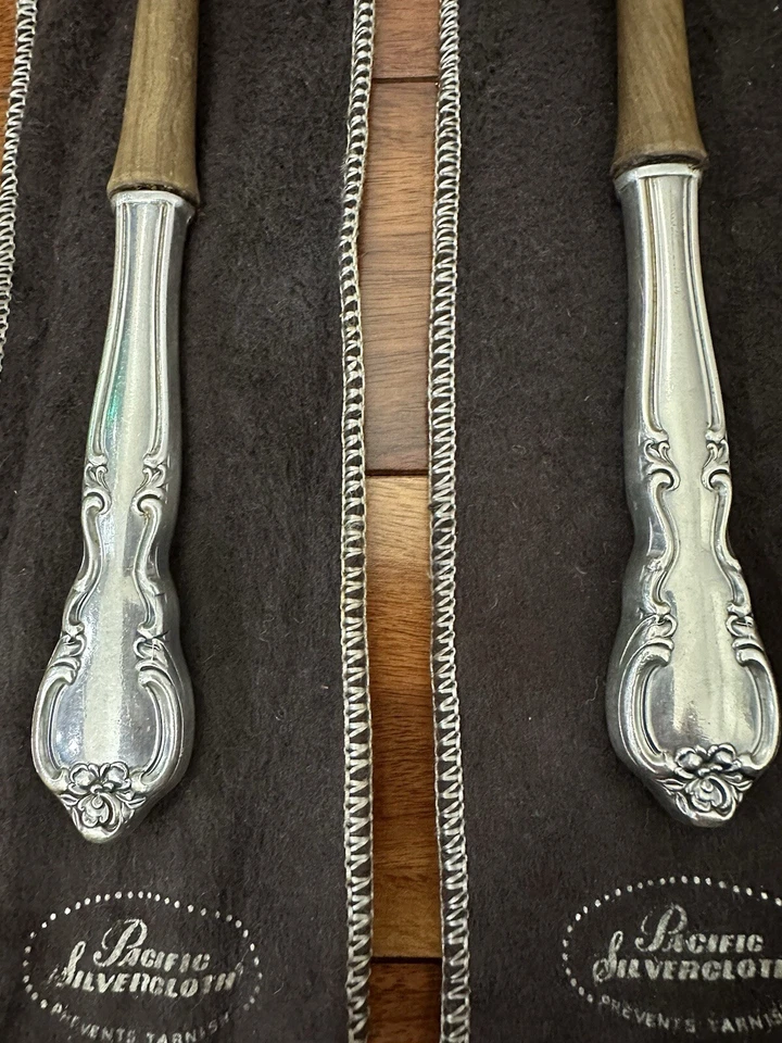 Cuchara y tenedor para servir ensalada de plata esterlina Easterling Foto 3 de 4