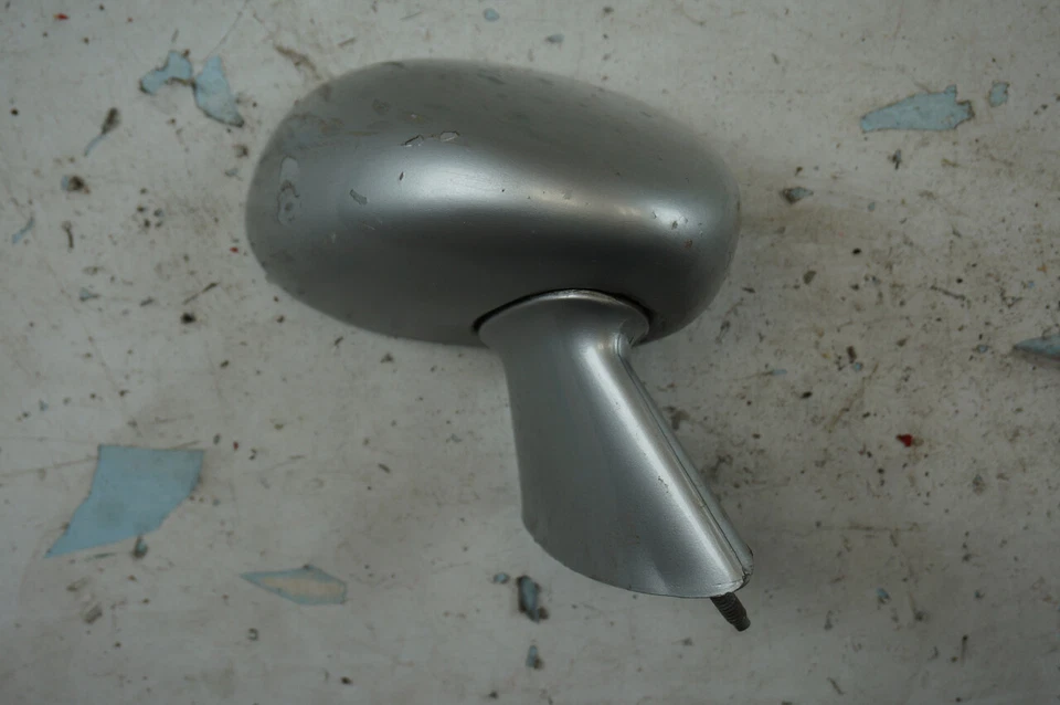 Espejo retrovisor exterior derecho Chevy Corvette C4 1981-1982 carcasa plateada usado 914567 Foto 3 de 4