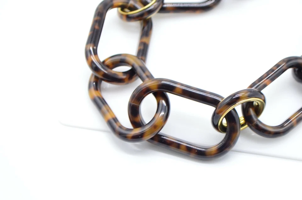 Collar de eslabones de cadena graduados de resina de tortuga sintética MICHAEL KORS Foto 2 de 4