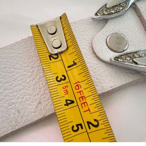 White thick Leather Belt Silvertone Horseshoe Buckle Rhinestone woman's Xl 38+ - Picture 5 of 13