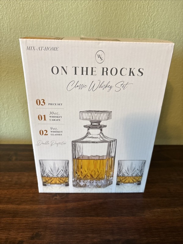 W. S. On The Rocks Classic Whiskey Set - 2 glasses and 1 Carafe NEW
