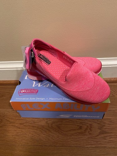 Skechers Go Flex Damen-Wanderschuhe Hot Pink Goga Mat Technology Größe 8 neu im Karton - Bild 1 von 10