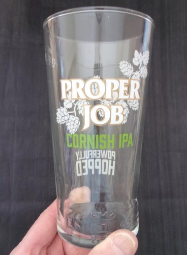 Proper Job Pint Glas St Austell Brauerei Glas datiert 2021 TOP ZUSTAND