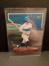 2021 Chronicles - Magnitude Cody Bellinger #17 Gold /10 Los Angeles Dodgers