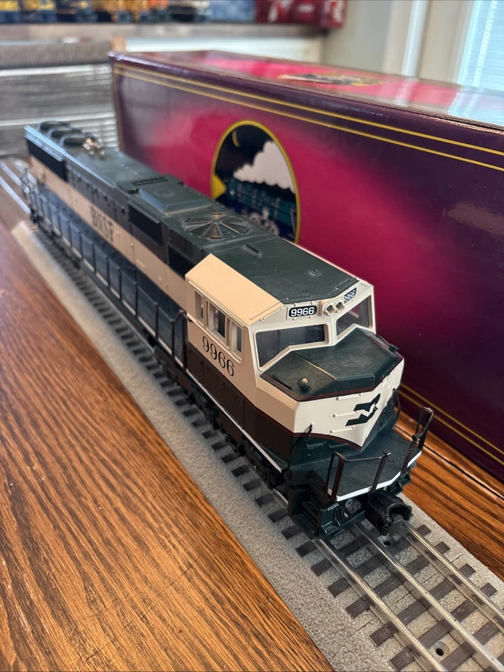 MTH O Scale BNSF EMD SD-70 MAC Diesel 20-2154-1 QSI Engine - Image 2 of 4