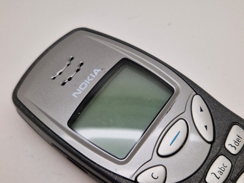 Working Good Condition UNLOCKED Grey Nokia 3210 Mobile Phone 3UKPOST - Picture 3 of 7