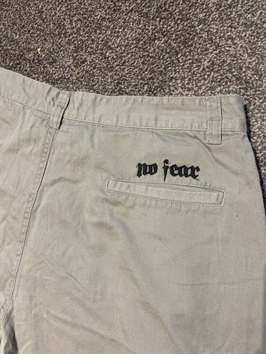 Y2K No Fear Beige Cargo Shorts 38W Mens Embroidered & Printed Logo VGC - Picture 5 of 8