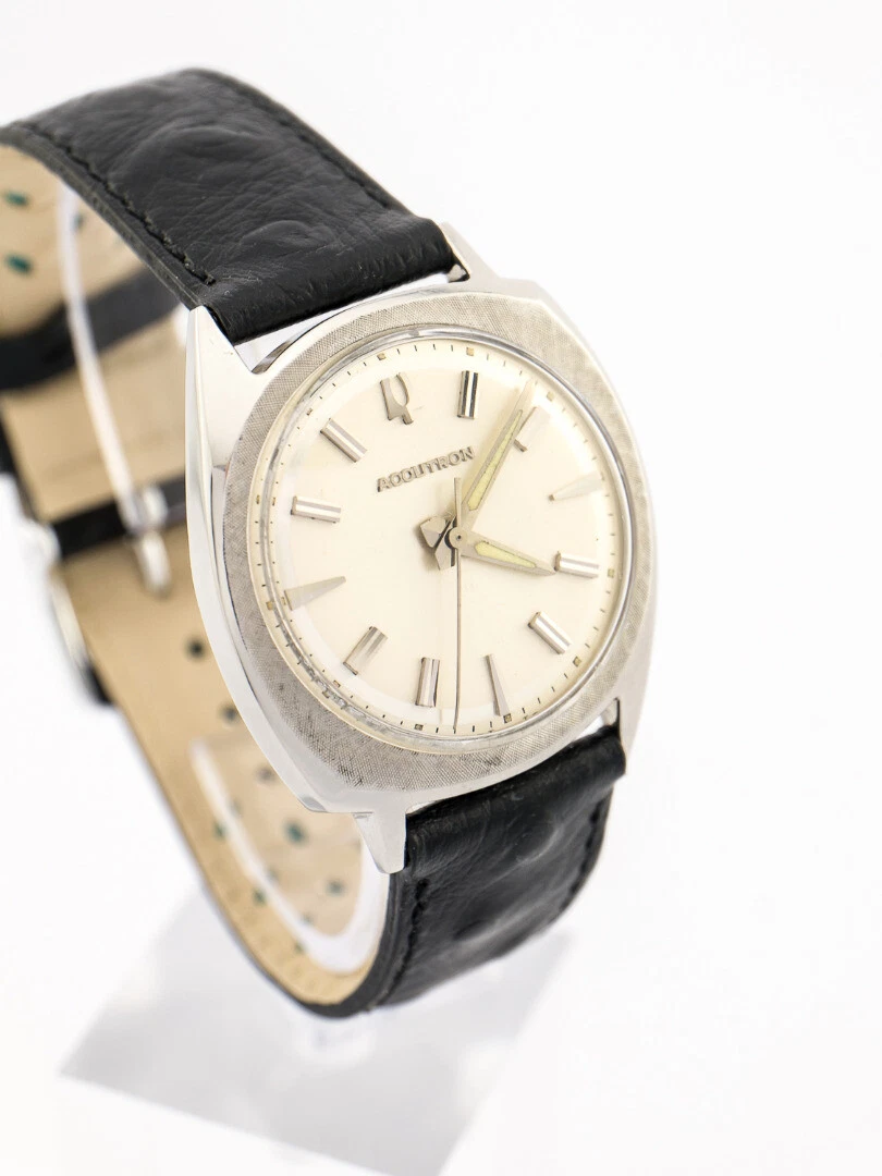 Accutron uhr deals