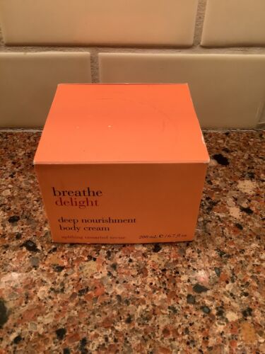 Bath and Body Works Breathe Delight  deep nourishing body  cream  - Picture 1 of 4