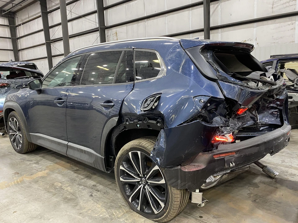 2023 MAZDA CX50 OEM LEFT CENTER PILLAR *STRUCTURE CUT* — 第 2/4 张图片
