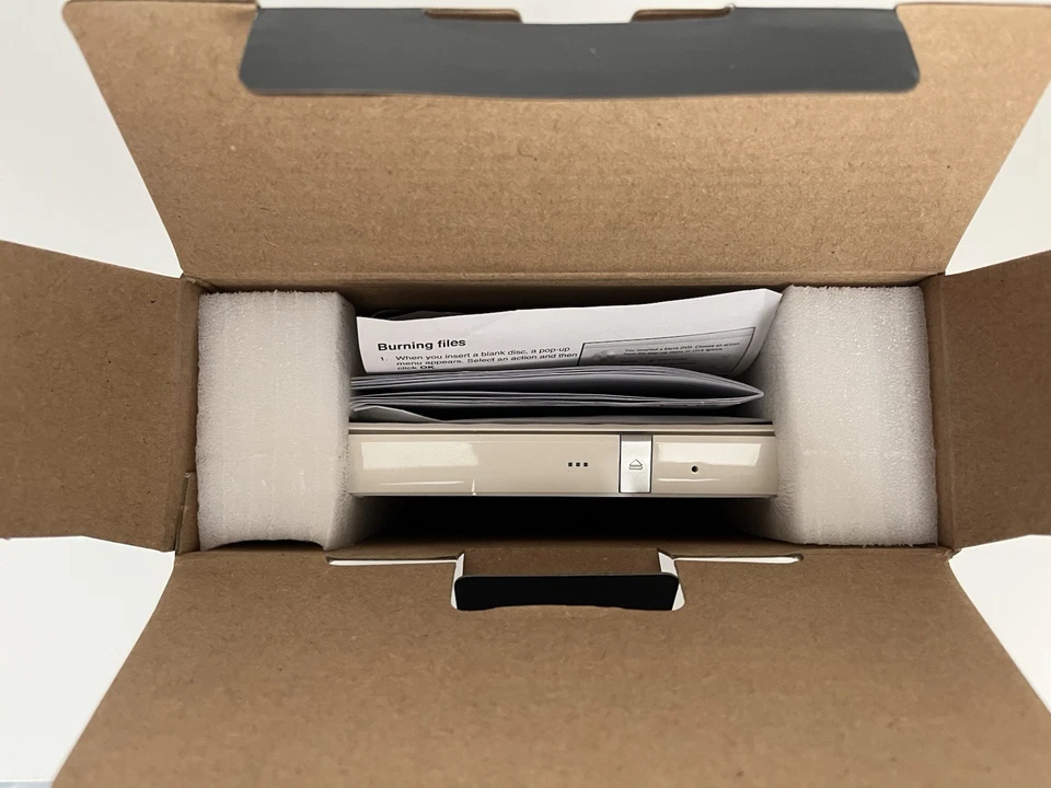 ASUS External DVD Burner SDRW-08D2S-U Lite - White - Like New + Box - TESTED - Image 3 of 3