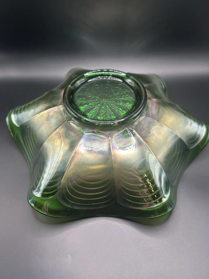 Vintage Fenton Carnival Glass 9" Green Iridescent Peacock Tail Ruffled Bowl - Image 3 of 4