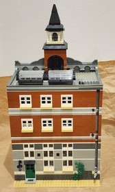 LEGO Creator Expert Modular Buildings Town Hall 10224 In 2012 Used W/Manual AsIs