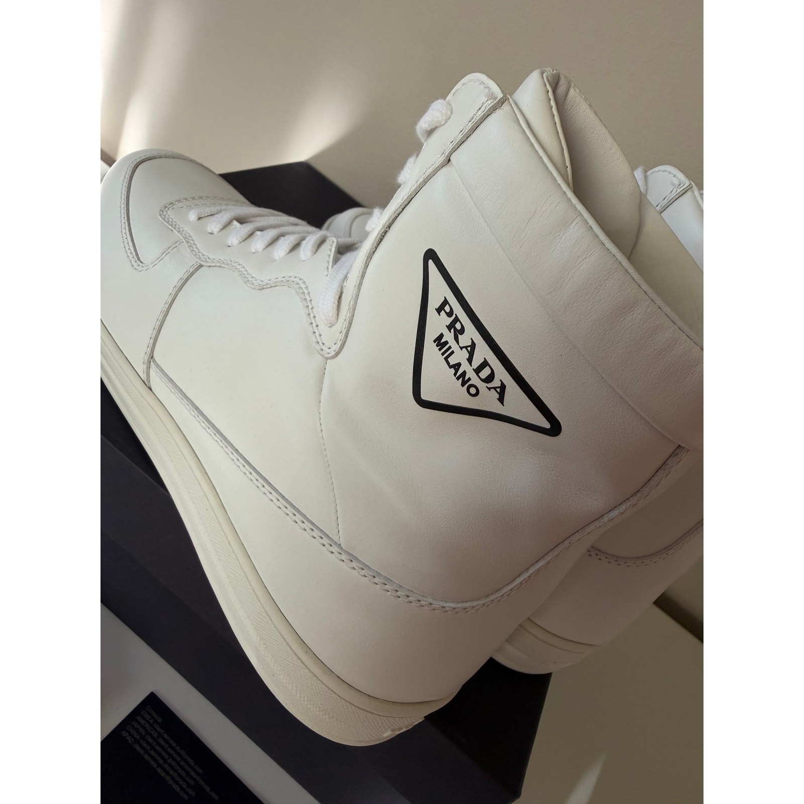 Prada White Sneakers Vitello High Top Leather Trainers Size 41 100% Authentic  thumbnail 2