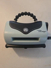 SIZZIX Texture Boutique Purse Style Embossing Machine 
