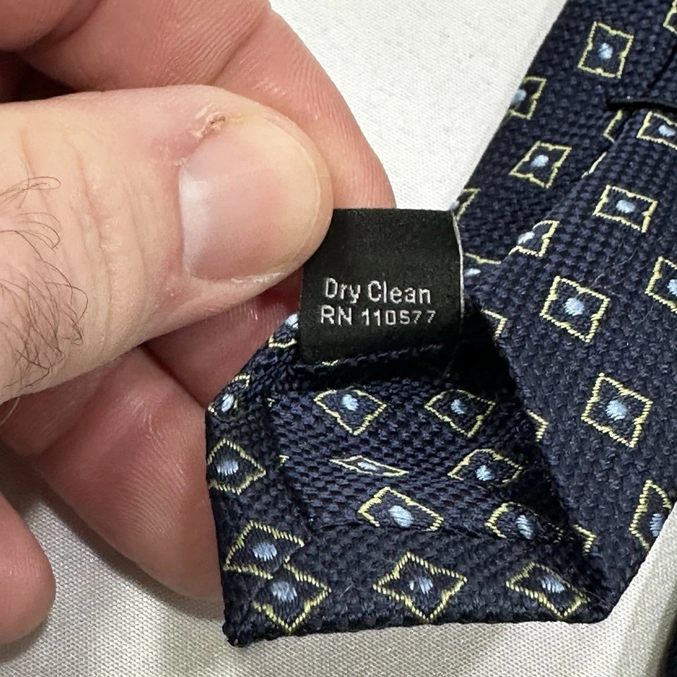 David Donahue 蓝色丝绸男式领带 W:3 1/4 L 出品:60 英寸美国制造 — 第 4/4 张图片