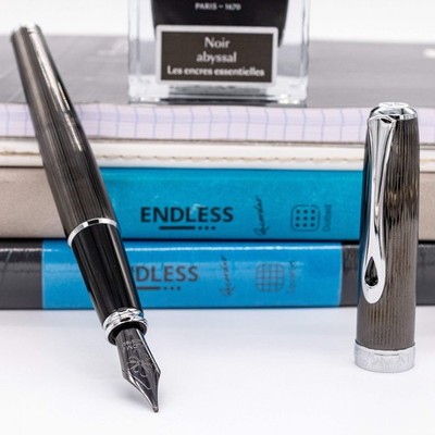 Diplomat Excellence A2 Fountain Pen - Guilloche Black