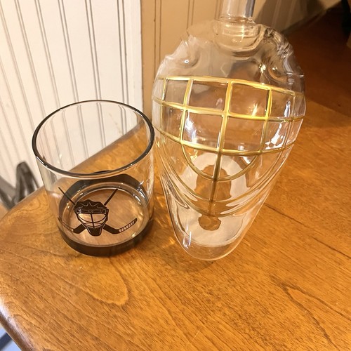 Ice Hockey Helmet Glass Whiskey Decanter Set