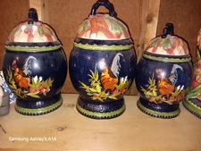 Tracy Porter Stonehouse Farm Collection Rooster Canister Set. Rooster